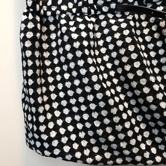 Studio M | Crossover Belted Blouse XL - Picture 4 of 7